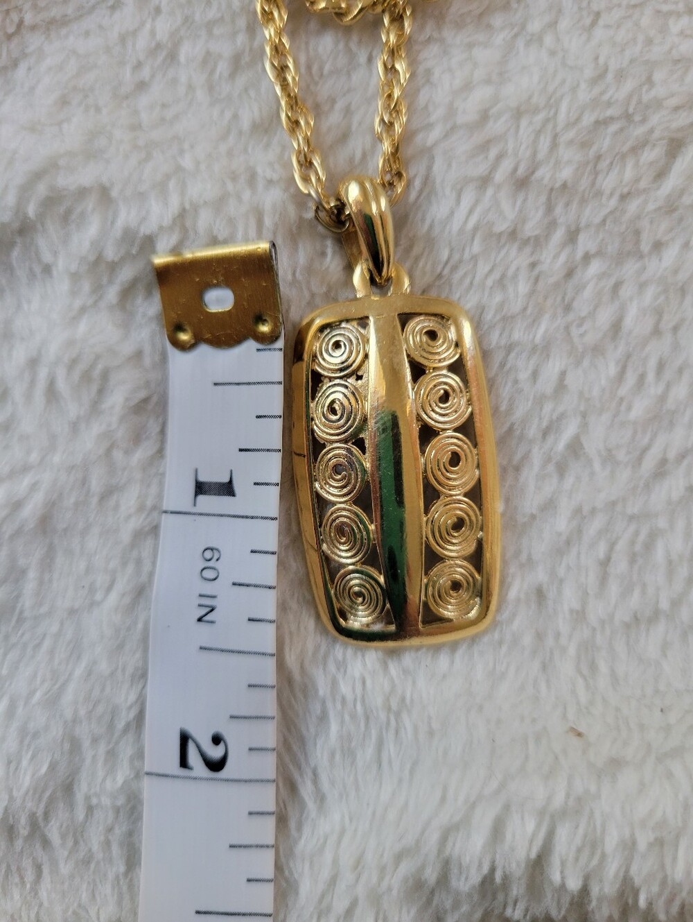 EUC Elegant 80s Boho VTG Gold Tone Layered Pendant Necklace - Picture 8 of 11